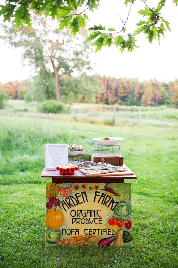 Colorful Farm Wedding Inspiration - www.theperfectpalette.com - Costamagna Design, Ayres Photography