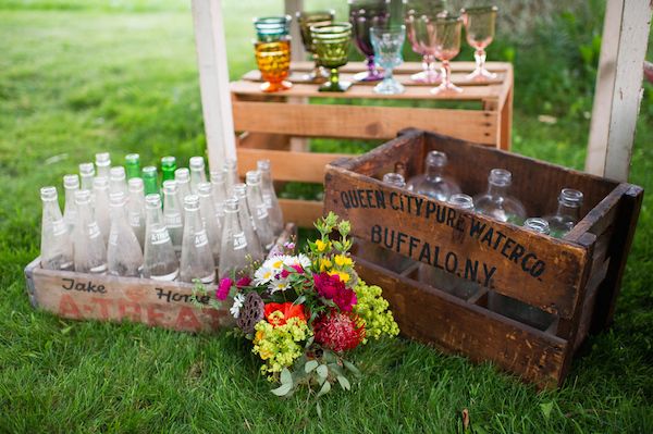 Colorful Farm Wedding Inspiration - www.theperfectpalette.com - Costamagna Design, Ayres Photography