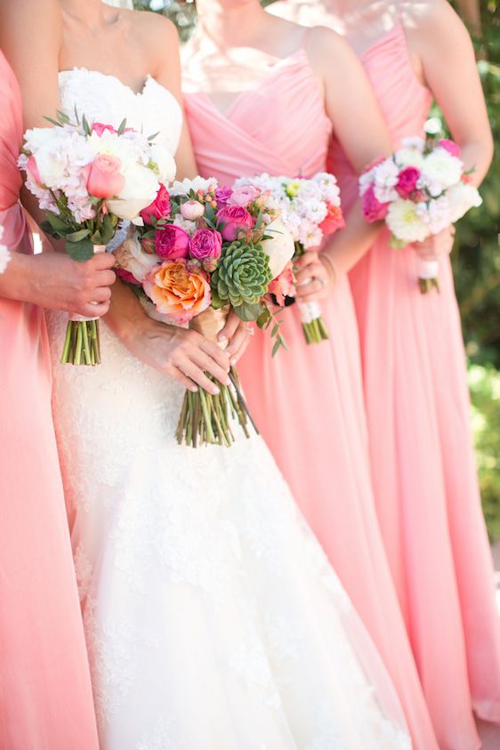  A Classic Wedding with A Coral and Pink Palette