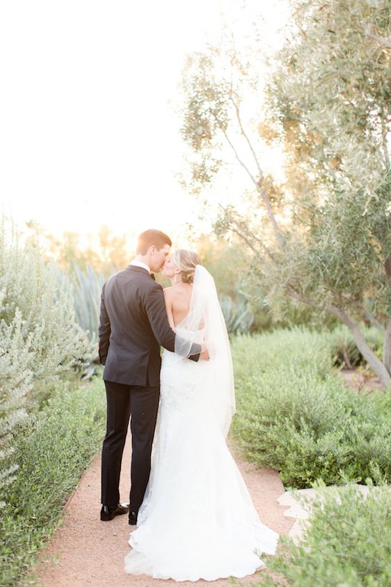 A Classic Wedding with A Coral and Pink Palette