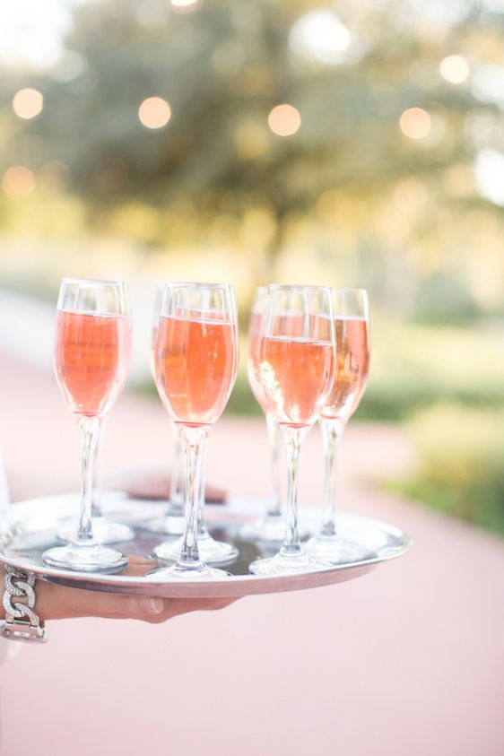  A Classic Wedding with A Coral and Pink Palette