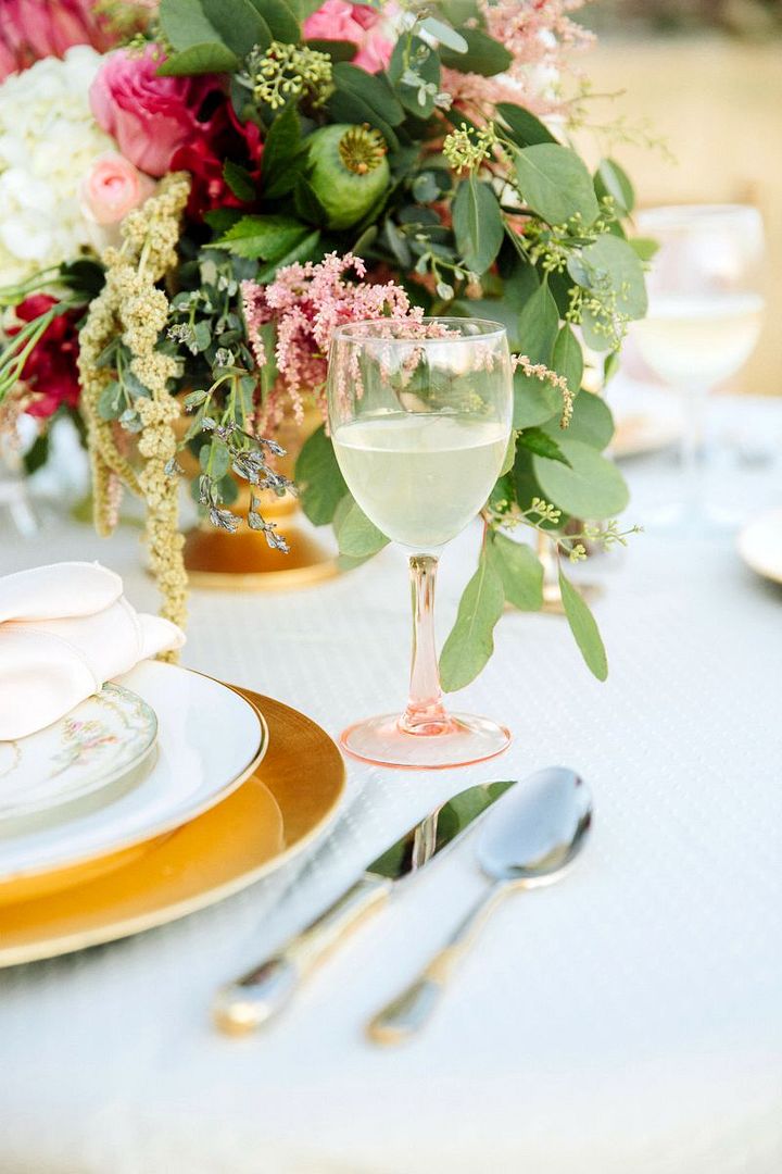 Styled Shoot: Sweet and Dreamy in Pink and Gold - www.theperfectpalette.com - Stephanie Sunderland Photography