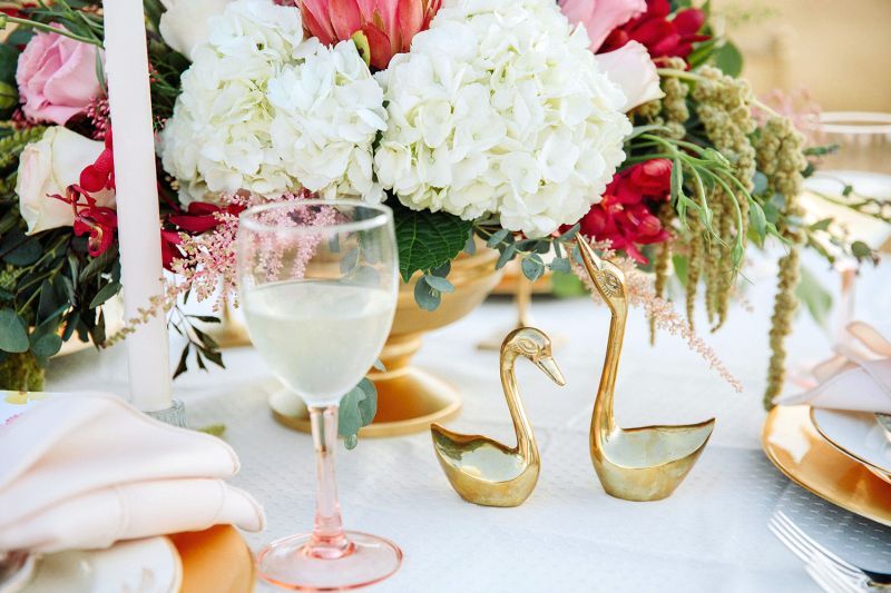 Styled Shoot: Sweet and Dreamy in Pink and Gold - www.theperfectpalette.com - Stephanie Sunderland Photography