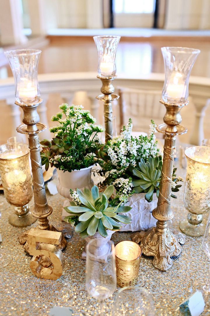 Mint and Gold Wedding Inspiration at the Biltmore Ballrooms - www.theperfectpalette.com - Lemiga Events, Melissa Prosser Photography