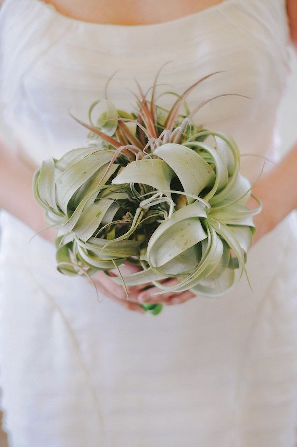 A Geometric & Modern Shoot: Styled at Ambient Plus Studios - www.theperfectpalette.com - Green and white color palette