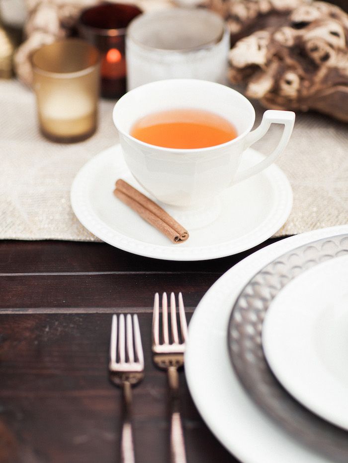 A Thanksgiving Tablescape Styled with Rich Warm Tones - www.theperfectpalette.com - Leslie Dawn Events + Megan Robinson Photography