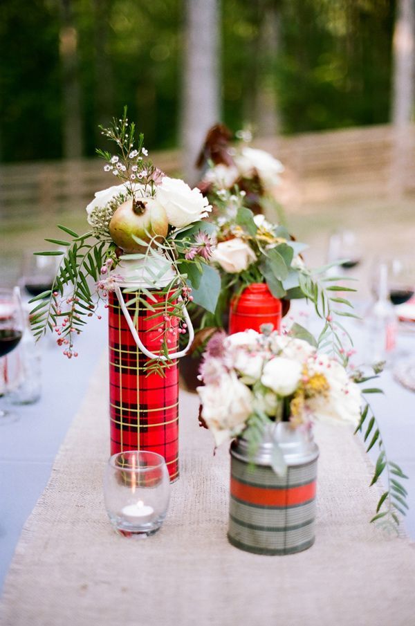 Pretty Plaid Holiday Inspired Wedding Ideas - www.theperfectpalette.com - Creative Styling Ideas