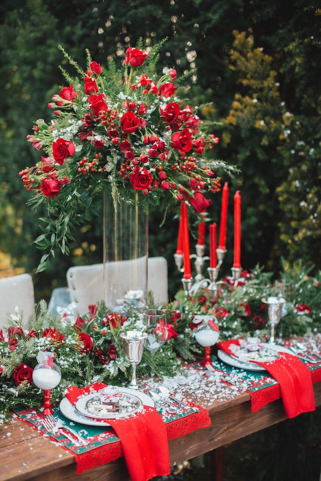 Holiday Inspired Tablescape Ideas - www.theperfectpalette.com - Styled by The Bride Link + Custom Love Gifts, Photography by JoPhoto, Florals by L.B. Floral.