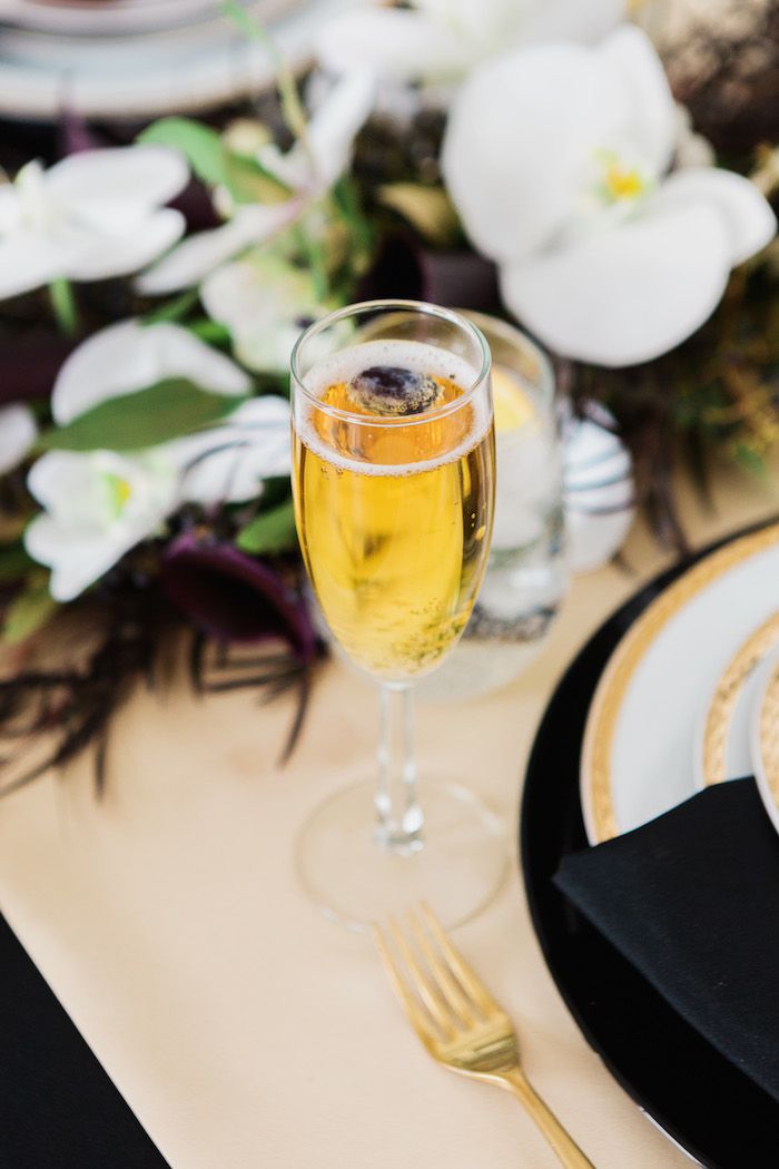 New Year's Eve Party Ideas | Dinner For Two - www.theperfectpalette.com - Amanda Hendrickson Photography, Styled by Muyly Miller Weddings