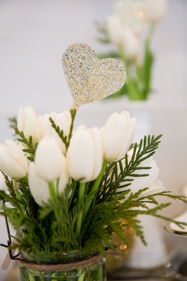 Sparkle and Champagne | Winter Inspiration - www.theperfectpalette.com - Joanna Moss Photography 