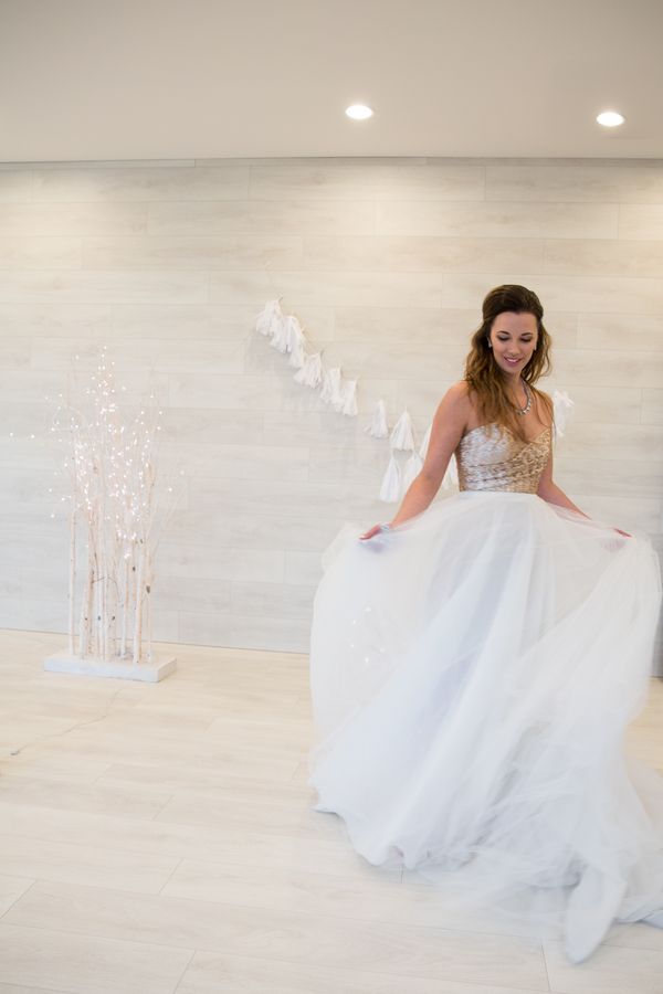 Sparkle and Champagne | Winter Inspiration - www.theperfectpalette.com - Joanna Moss Photography 