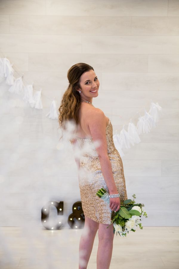 Sparkle and Champagne | Winter Inspiration - www.theperfectpalette.com - Joanna Moss Photography 