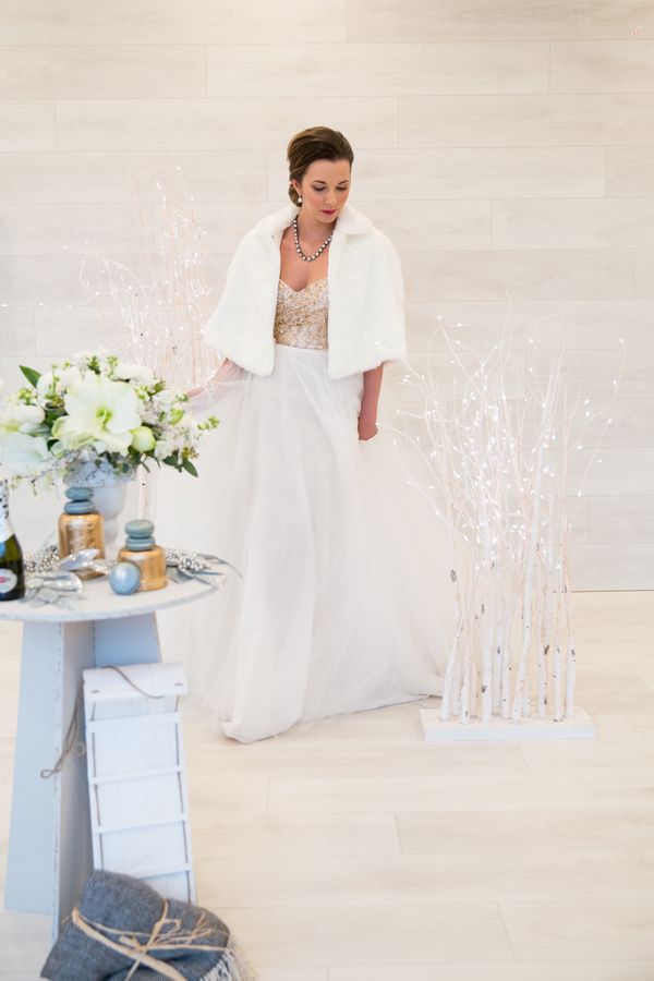 Sparkle and Champagne | Winter Inspiration - www.theperfectpalette.com - Joanna Moss Photography 