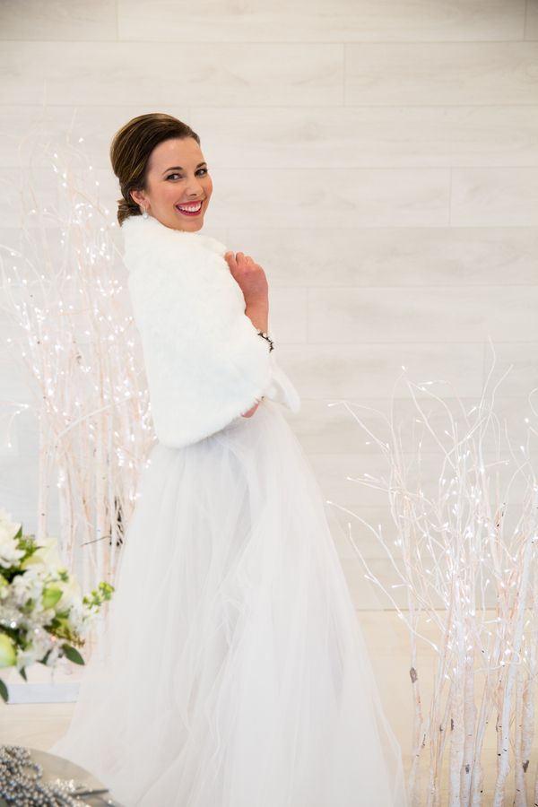 Sparkle and Champagne | Winter Inspiration - www.theperfectpalette.com - Joanna Moss Photography 