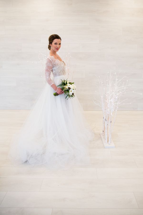 Sparkle and Champagne | Winter Inspiration - www.theperfectpalette.com - Joanna Moss Photography 