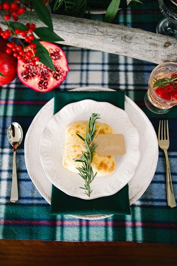  5 Styling Tips for a Pretty Plaid Tablescape - www.theperfectpalette.com - The Southern Style Guide & Christine LeGrand Photography