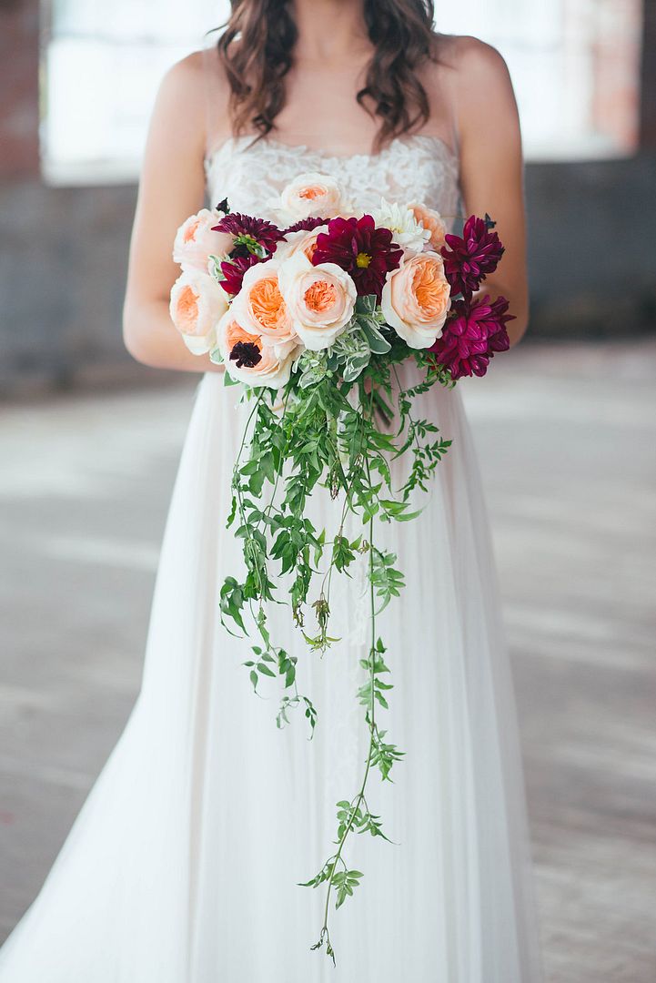 Styled Pretty: Winter Wedding Inspiration - www.theperfectpalette.com - Hilary Grace Photography - florals by Bonney Blooms