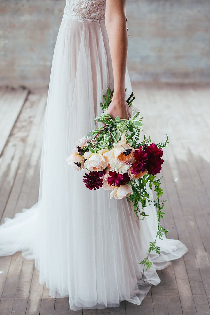 Styled Pretty: Winter Wedding Inspiration - www.theperfectpalette.com - Hilary Grace Photography - florals by Bonney Blooms