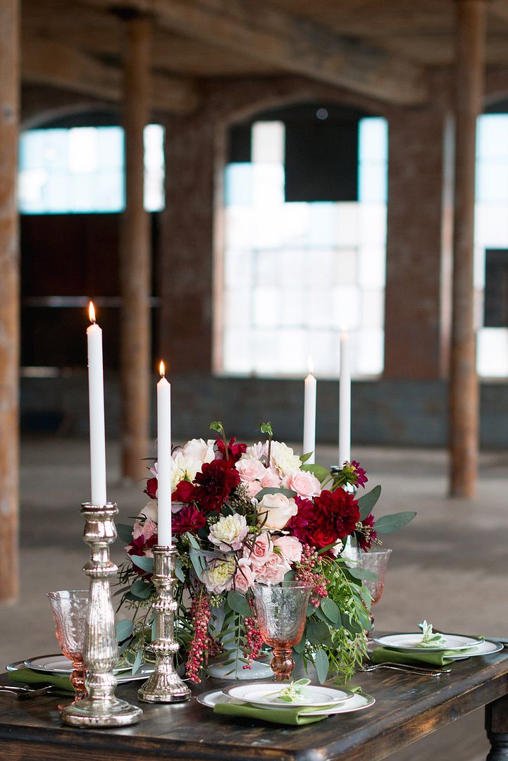 Styled Pretty: Winter Wedding Inspiration - www.theperfectpalette.com - Hilary Grace Photography - florals by Bonney Blooms