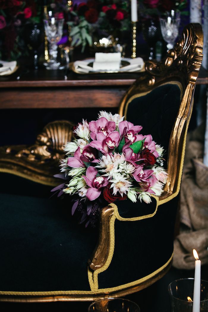 Romeo + Juliet Wedding Inspiration - www.theperfectpalette.com - Renata De Thomasis Events, Laura May Photography, D & D Florals