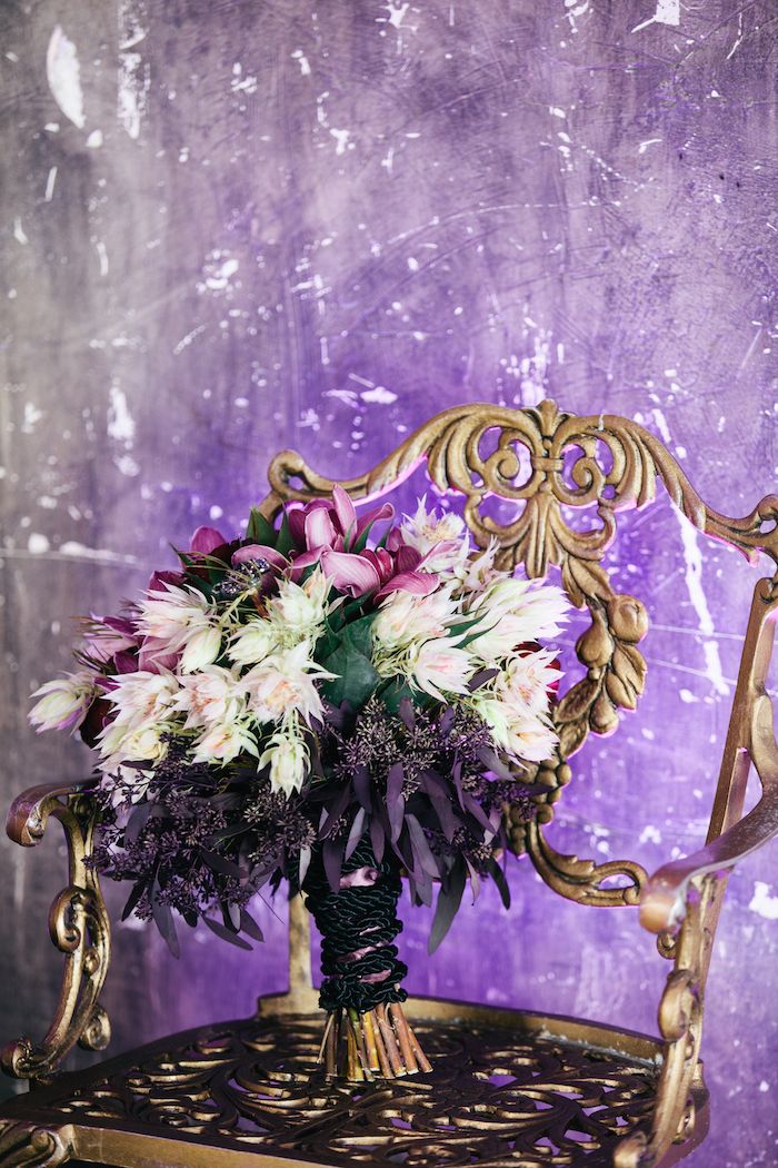 Romeo + Juliet Wedding Inspiration - www.theperfectpalette.com - Renata De Thomasis Events, Laura May Photography, D & D Florals