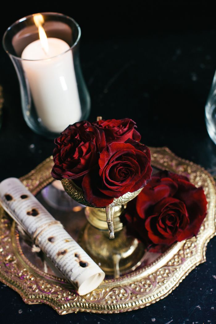 Romeo + Juliet Wedding Inspiration - www.theperfectpalette.com - Renata De Thomasis Events, Laura May Photography, D & D Florals