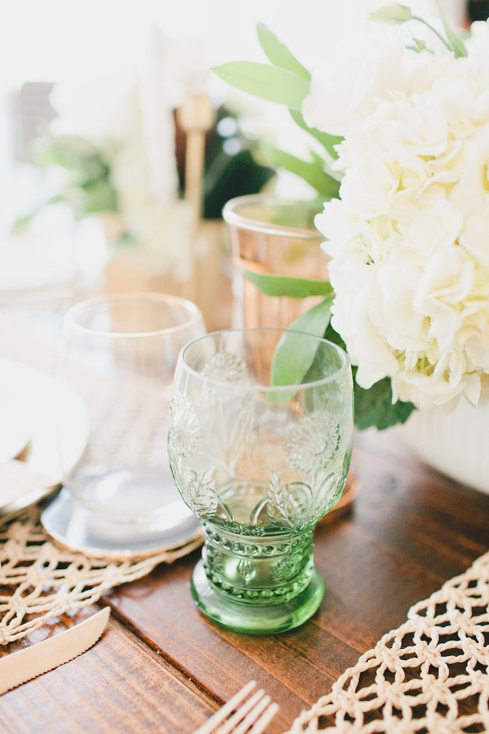 Chic + Stylish Dinner Party - www.theperfectpalette.com - Beijos Events, Megan Welker Photography, MV Florals