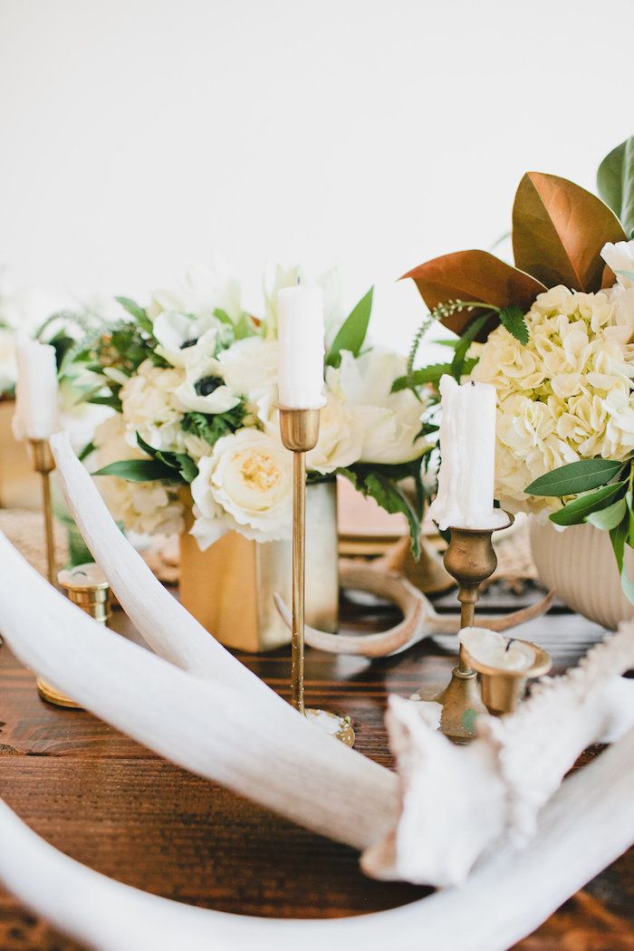 Chic + Stylish Dinner Party - www.theperfectpalette.com - Beijos Events, Megan Welker Photography, MV Florals