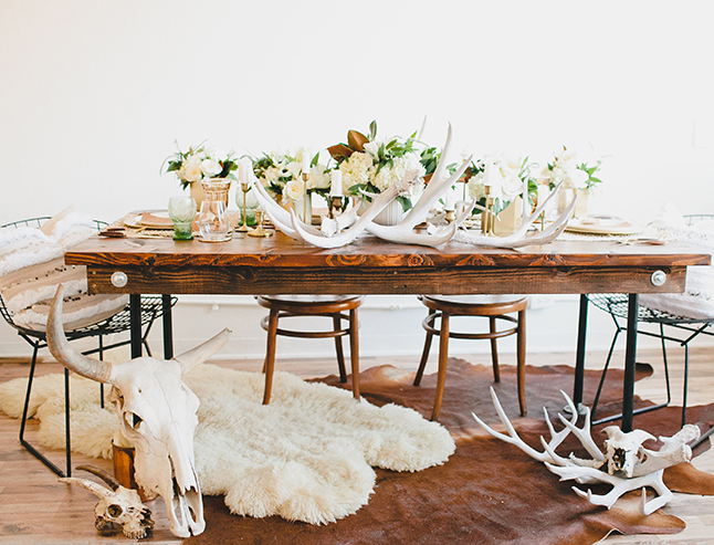 Chic + Stylish Dinner Party - www.theperfectpalette.com - Beijos Events, Megan Welker Photography, MV Florals