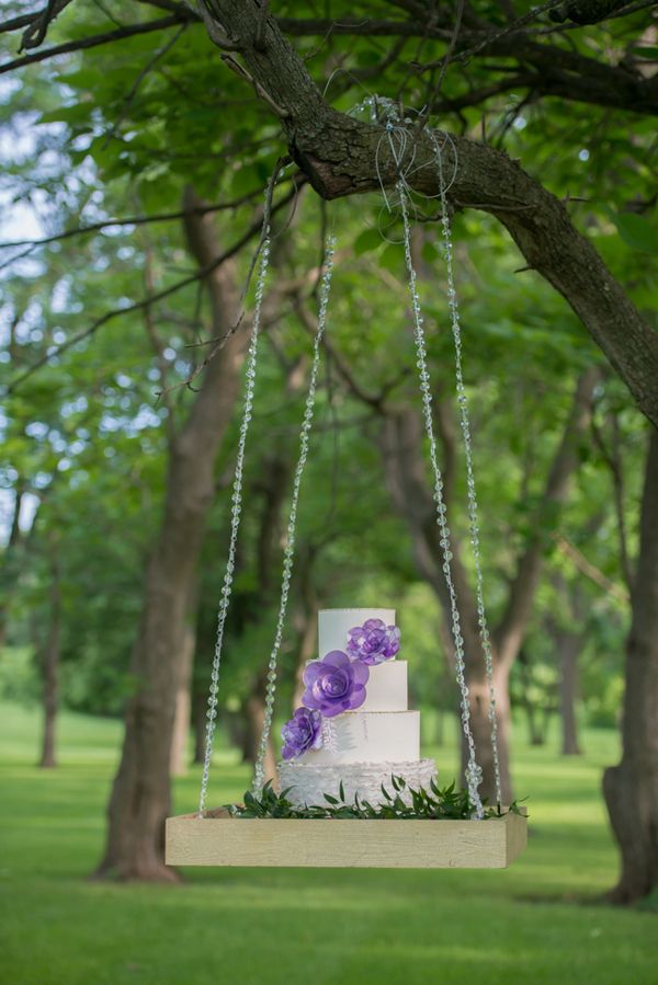 Vintage Glam Wedding Inspiration www.theperfectpalette.com - Lavender and Gold Details - Jessica yates Photography, He Loves Me Flowers, Cake by Celebrations by Sonja