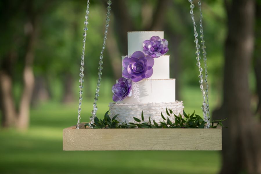 Vintage Glam Wedding Inspiration www.theperfectpalette.com - Lavender and Gold Details - Jessica yates Photography, He Loves Me Flowers, Cake by Celebrations by Sonja