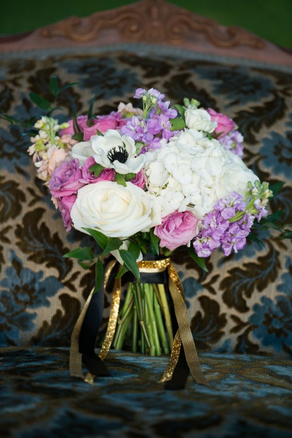 Vintage Glam Wedding Inspiration www.theperfectpalette.com - Lavender and Gold Details - Jessica yates Photography, He Loves Me Flowers, Cake by Celebrations by Sonja