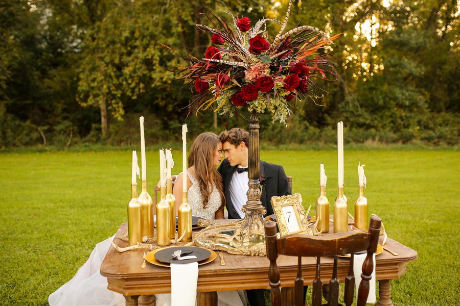 Romantic Gothic Styled Shoot - www.theperfectpalette.com - Gabrielle Von Heyking Photographie, Flower Gallery of Asheville