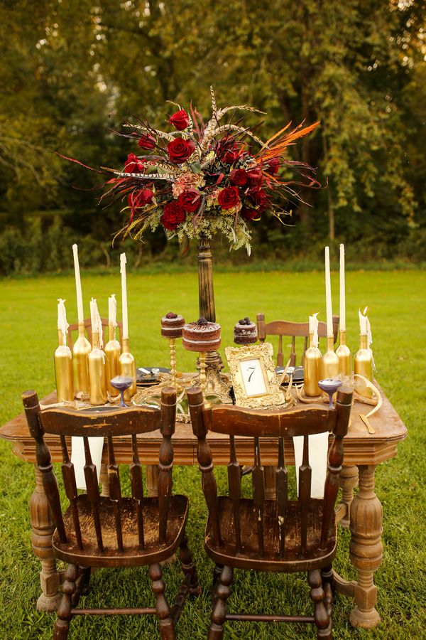 Romantic Gothic Styled Shoot - www.theperfectpalette.com - Gabrielle Von Heyking Photographie, Flower Gallery of Asheville