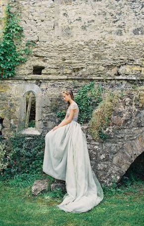 Grayed Jade Wedding Inspiration - www.theperfectpalette.com - Color Ideas for Weddings + Parties