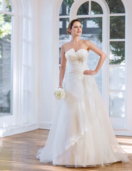 Wedding Gowns that Wow -- Venus Bridals collection www.theperfectpalette.com - Timeless, Elegant, Beautiful