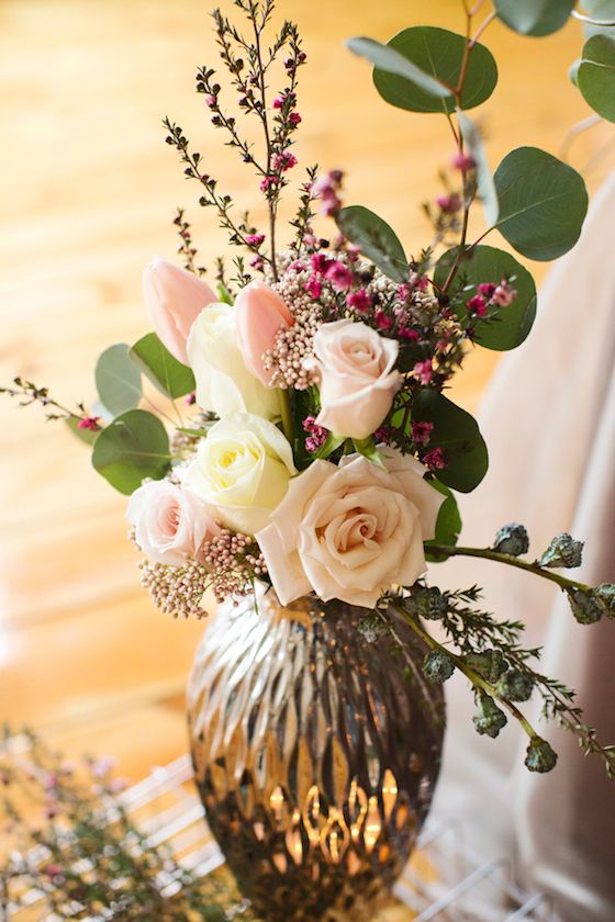 A Valentine's Day Elopement -- www.theperfectpalette.com -- Design by Captivating Chic Celebrations, Lauren Halvorson Photography