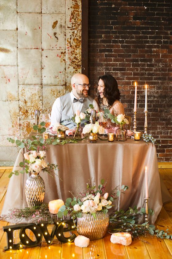 A Valentine's Day Elopement -- www.theperfectpalette.com -- Design by Captivating Chic Celebrations, Lauren Halvorson Photography