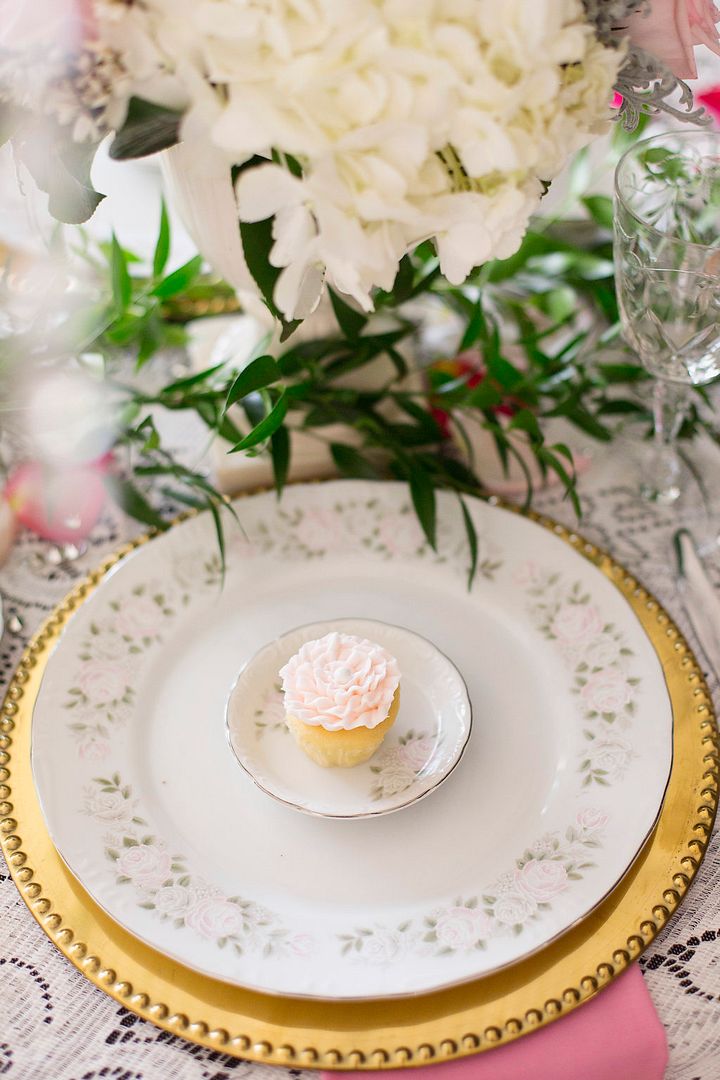 French Country Bridal Shower Inspiration - www.theperfectpalette.com - Amanda Hendrickson Photography + Muyly Miller Events