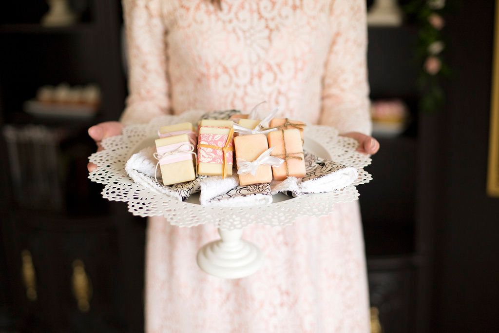 French Country Bridal Shower Inspiration - www.theperfectpalette.com - Amanda Hendrickson Photography + Muyly Miller Events