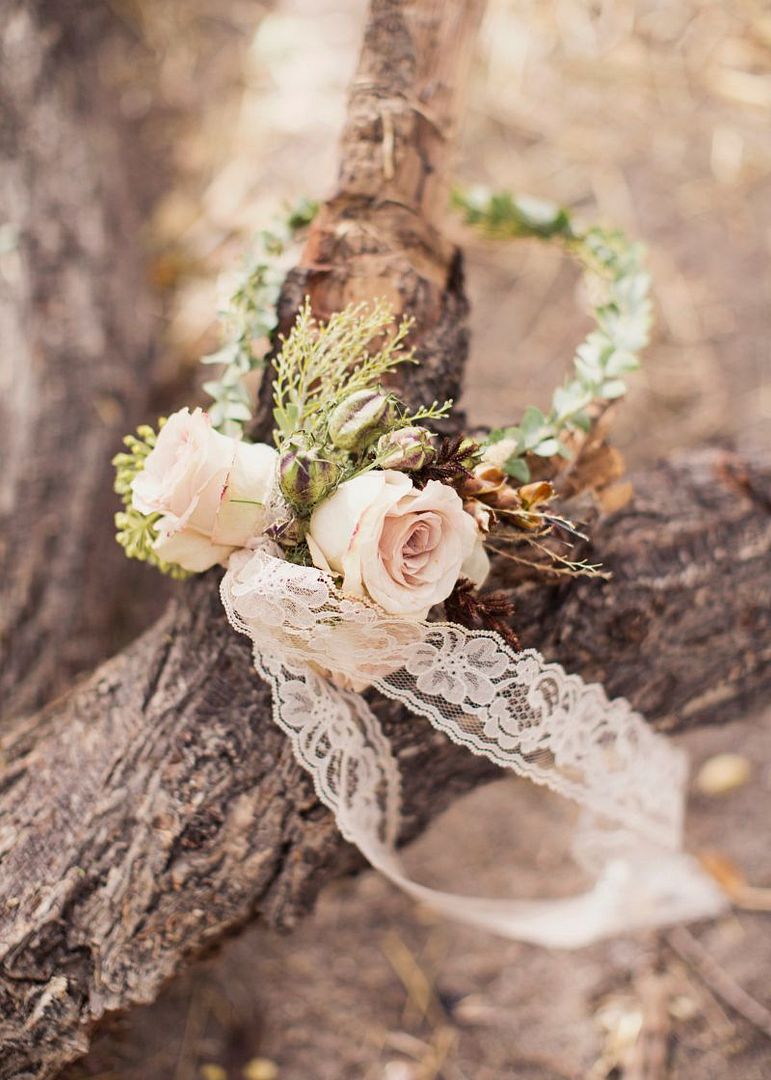 Bohemian Autumn Styled Shoot - www.theperfectpalette.com - Michelle Leo Events, Alixann Loosle Photography