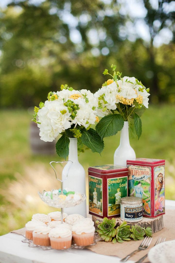 Southern Wedding Ideas: Yellow, Green + White - www.theperfectpalette.com - Amanda Douglas Events