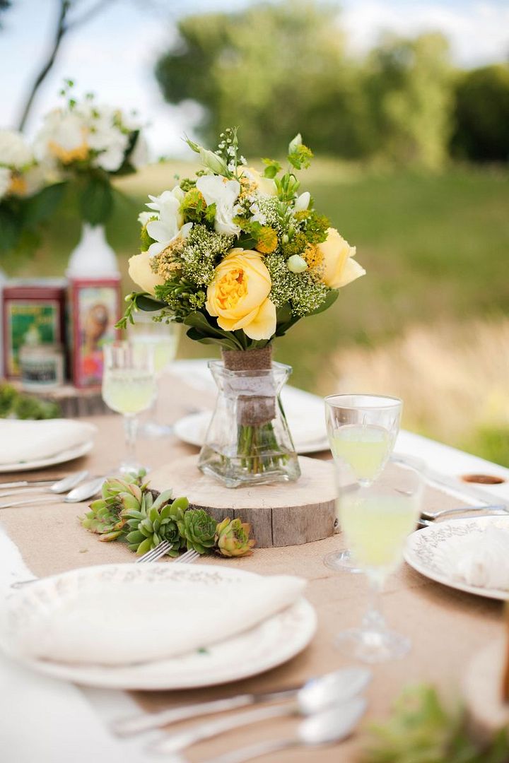 Southern Wedding Ideas: Yellow, Green + White - www.theperfectpalette.com - Amanda Douglas Events