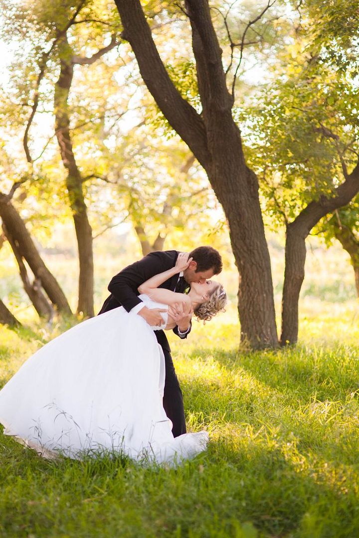 Southern Wedding Ideas: Yellow, Green + White - www.theperfectpalette.com - Amanda Douglas Events