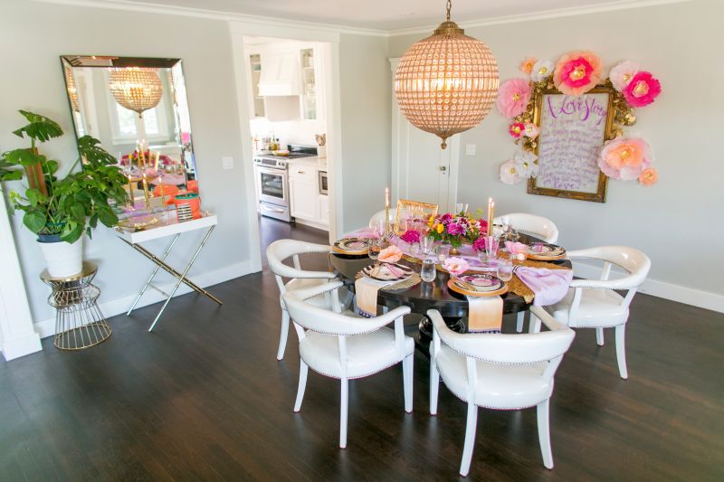 Engagement Party Inspiration by Lovelyfest Events - www.theperfectpalette.com - Cameron Ingalls Photography 