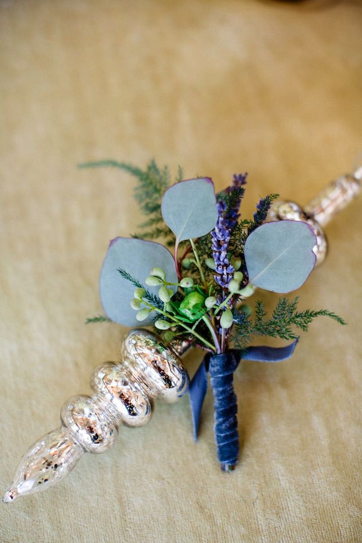 Vintage Inspired Lavender Wedding by French Knot Studios, Photography by Izzy Hudgins Photography - www.theperfectpalette.com - Styling Ideas for Weddings + Parties