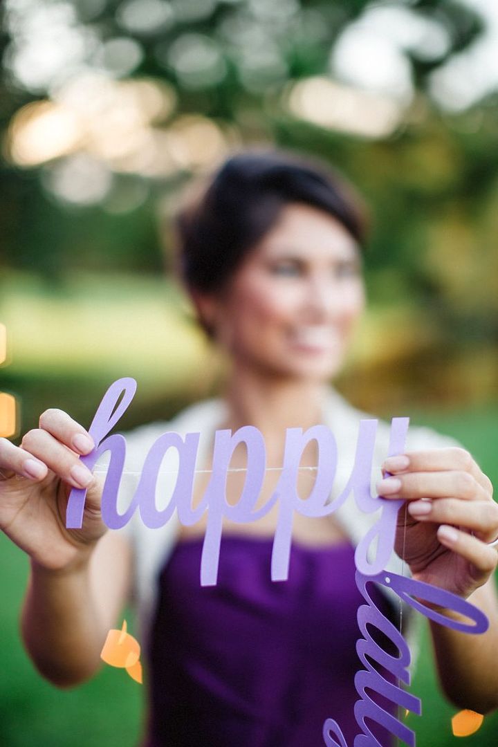 Vintage Inspired Lavender Wedding by French Knot Studios, Photography by Izzy Hudgins Photography - www.theperfectpalette.com - Styling Ideas for Weddings + Parties