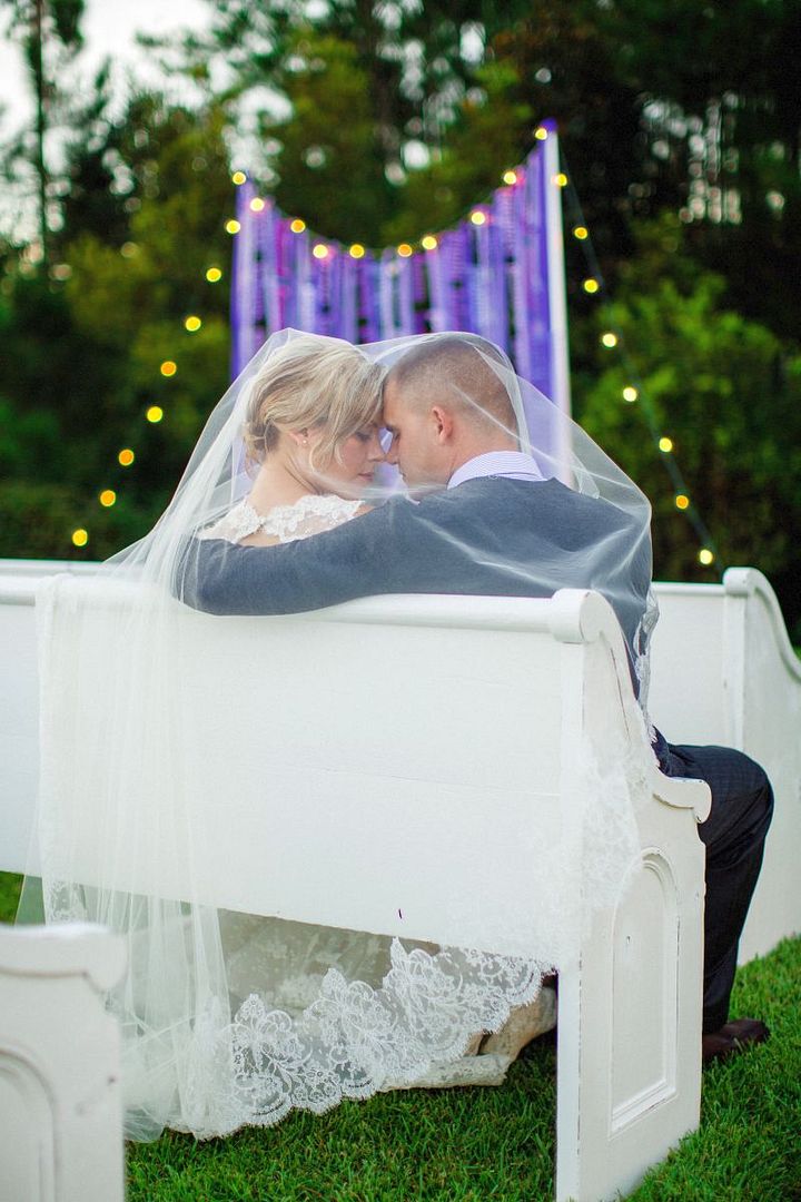 Vintage Inspired Lavender Wedding by French Knot Studios, Photography by Izzy Hudgins Photography - www.theperfectpalette.com - Styling Ideas for Weddings + Parties