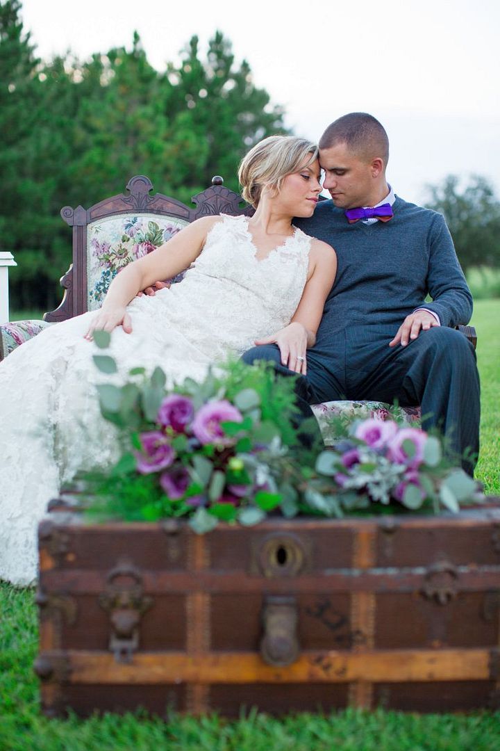 Vintage Inspired Lavender Wedding by French Knot Studios, Photography by Izzy Hudgins Photography - www.theperfectpalette.com - Styling Ideas for Weddings + Parties