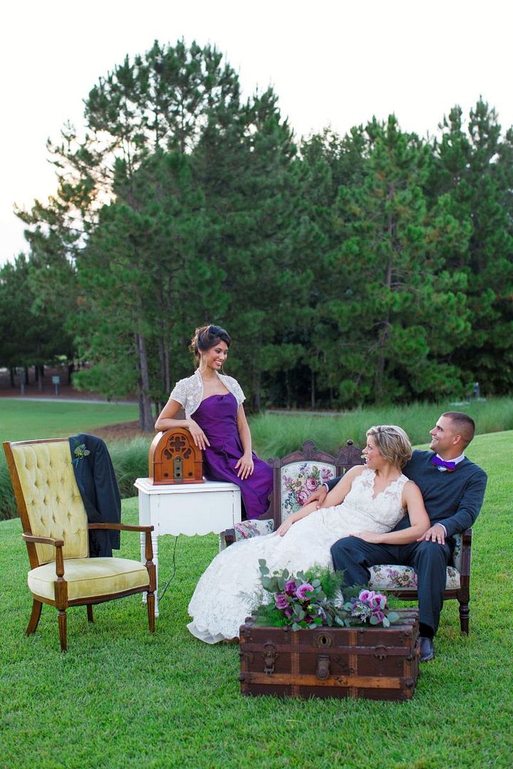 Vintage Inspired Lavender Wedding by French Knot Studios, Photography by Izzy Hudgins Photography - www.theperfectpalette.com - Styling Ideas for Weddings + Parties